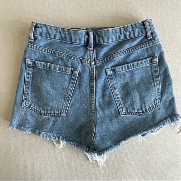 New top shop mom denim shorts - Picture 2 of 3